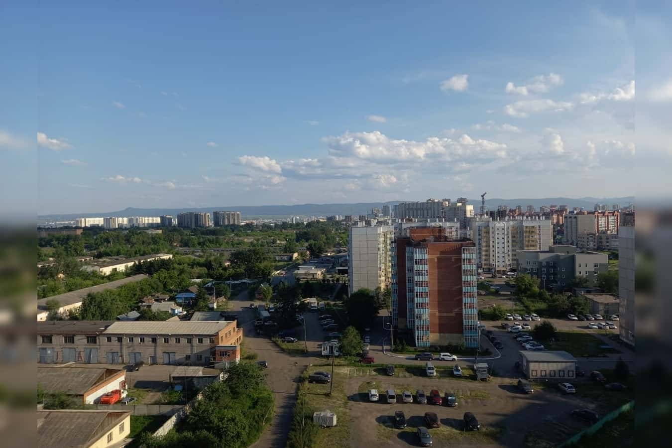 снять квартиру посуточно в Советский районе Красноярск — 2-комнатная, ул. Алексеева 5 5