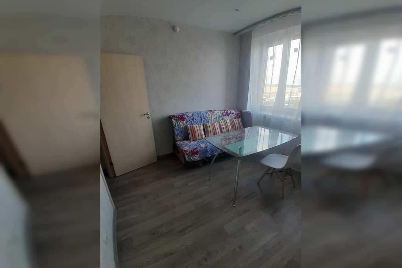 Сдам большую 1-квартиру. Светлогорский, 10г 9