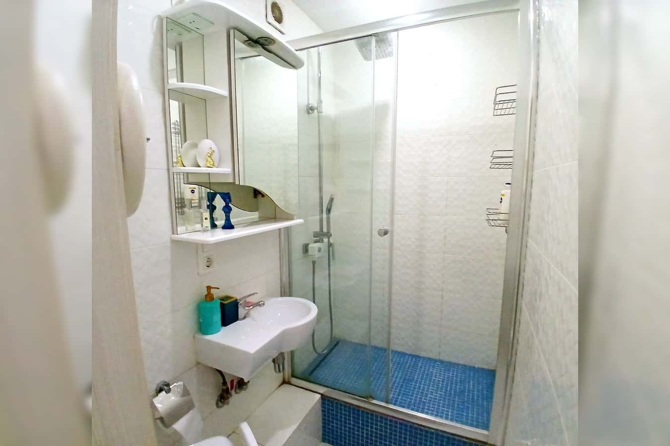 1-комн. квартира посуточно, 33 м2, этаж 2 из 9 3