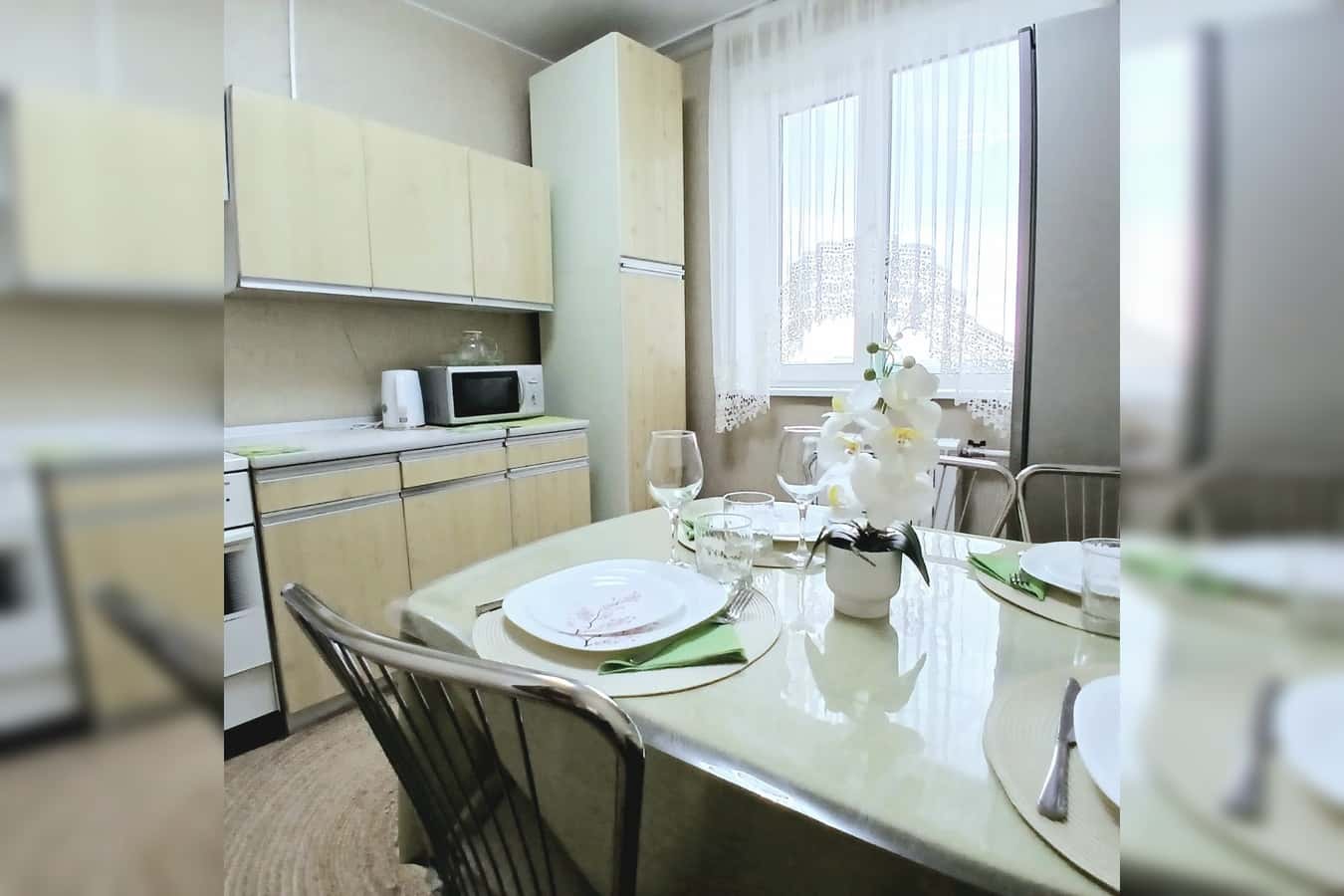 2-комн. квартира посуточно, 56 м2, этаж 10 из 16 7