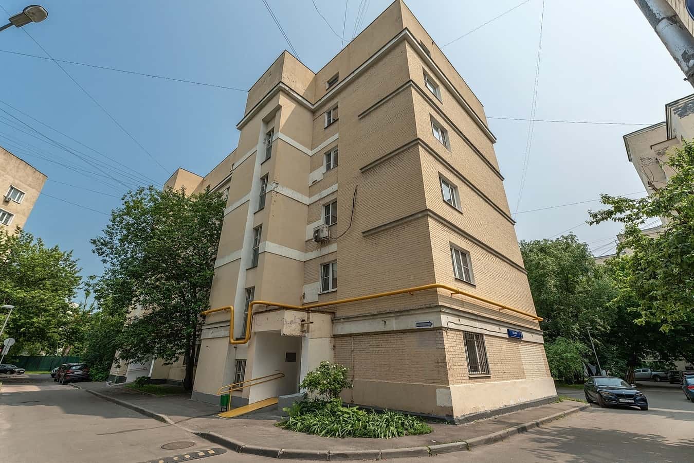 1-комн. кв. в доме памятнике архитектуры 6