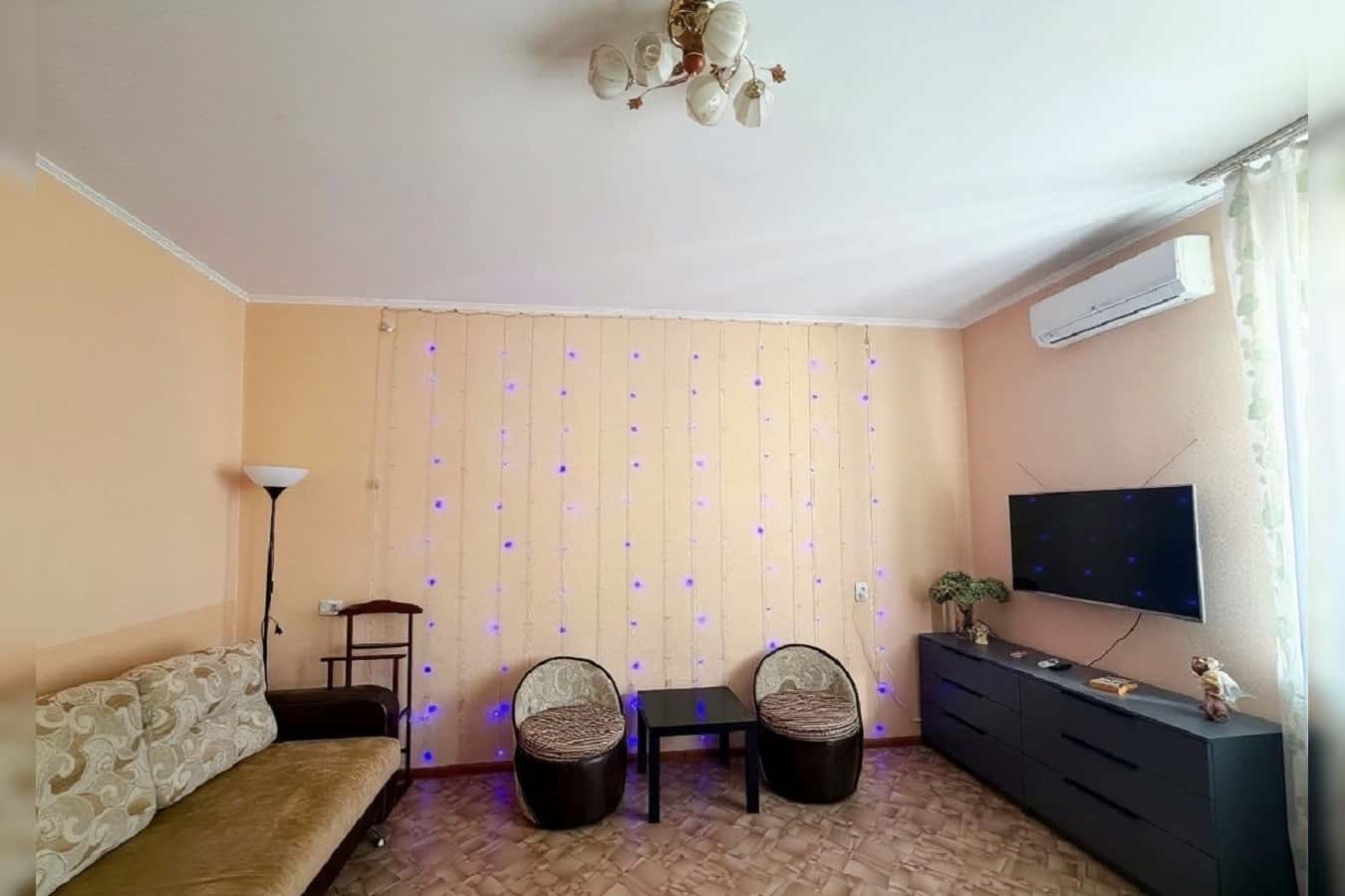 1-комн. квартира посуточно, 33 м2, этаж 8 из 9 2
