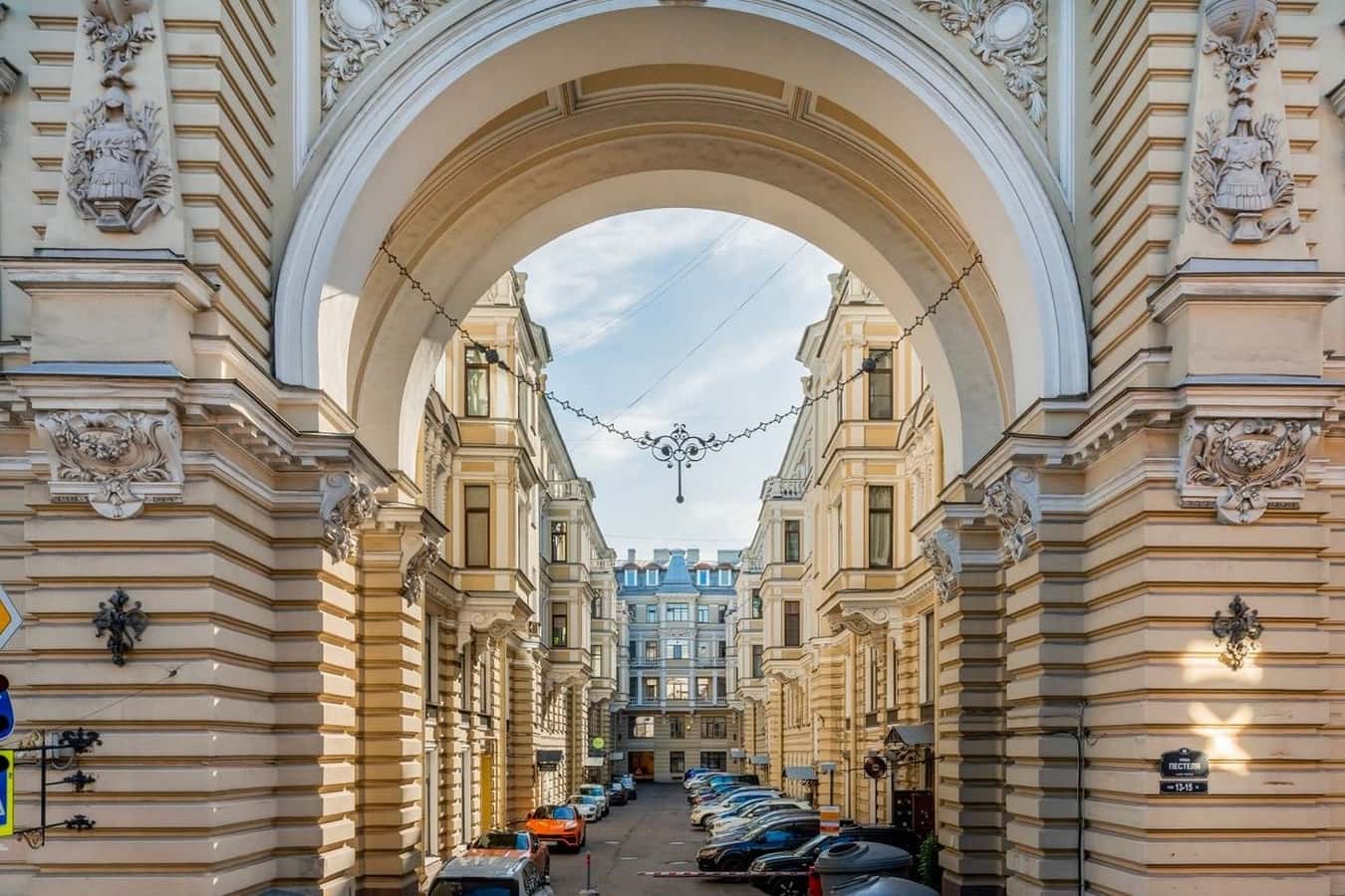 квартира посуточно Санкт-Петербург — 4-комнатная, Музей Фаберже