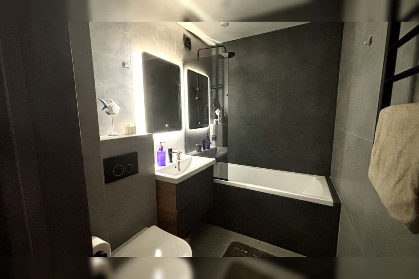 1-комн. квартира посуточно, 35 м2, этаж 7 из 20+ 3