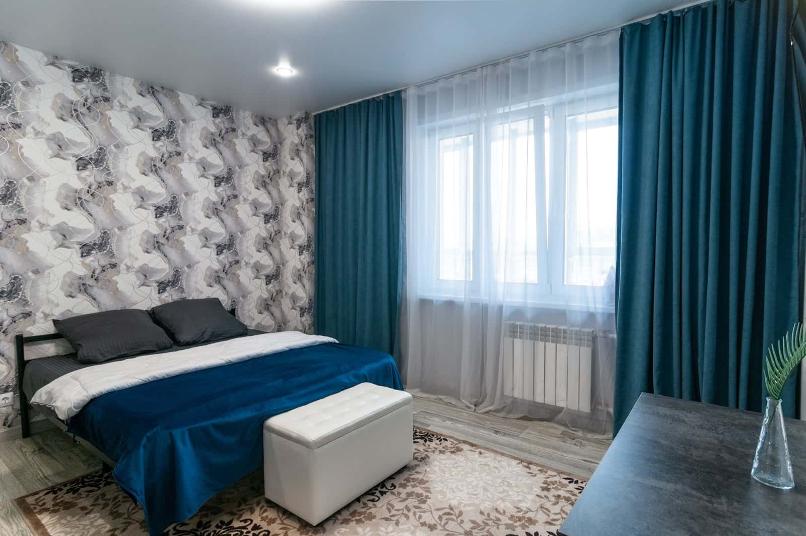 2-комнатная квартира посуточно в Красноярске, ул. Александра Матросова, 36