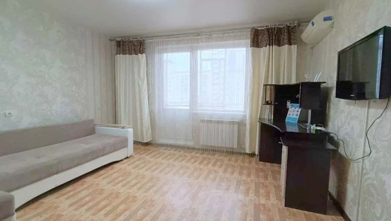 2-комнатная квартира посуточно в Красноярске, ул. Ястынская, 15