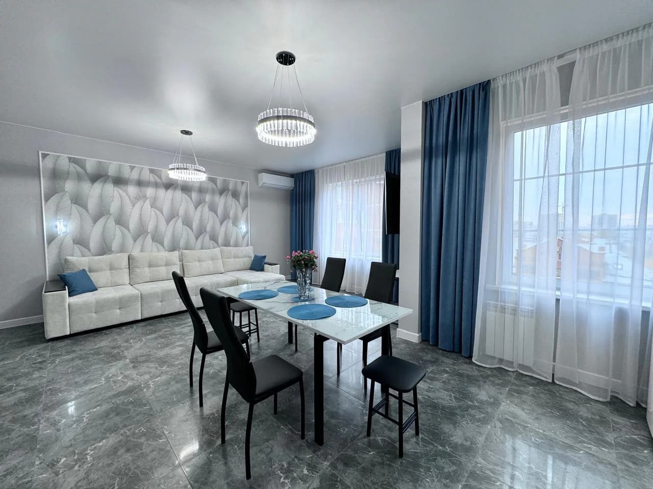 Снять квартиру на сутки в Волгограде у Мамаева Кургана (Ангарская 7Г) 3