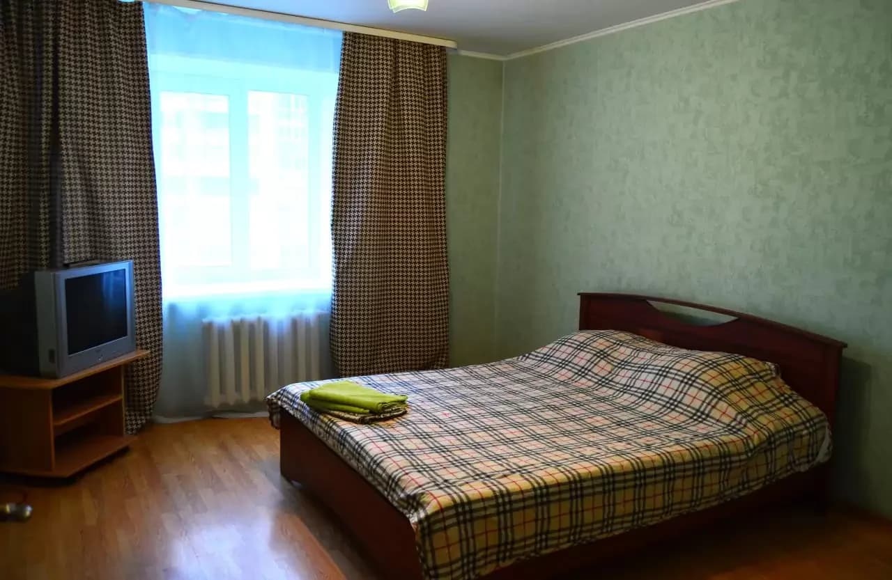 Снять двухкомнатную квартиру в центре Уфы на 8 Марта Посуточно