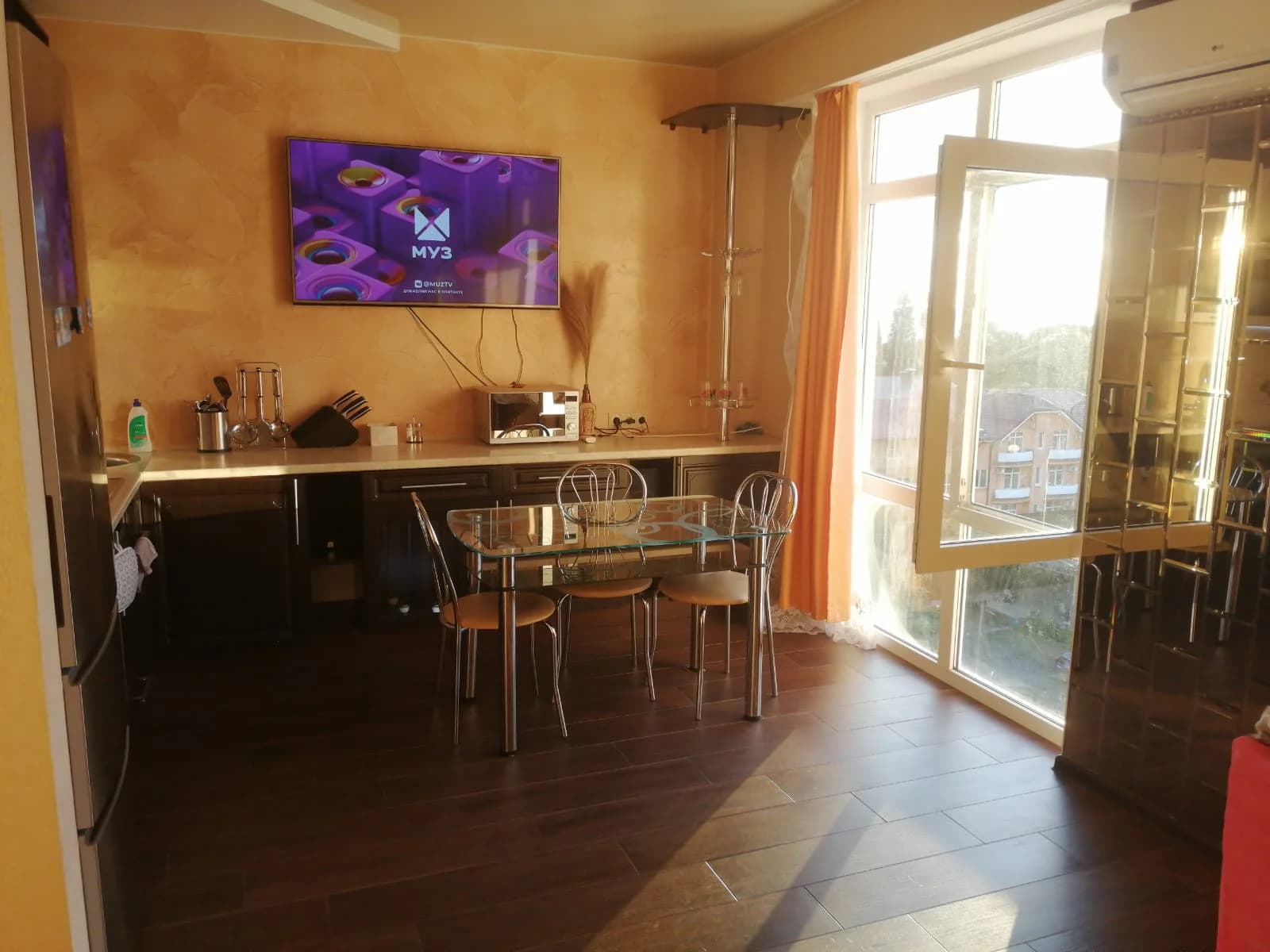 Снять посуточно апартаменты в Адлере у моря (Нагорный тупик 13)