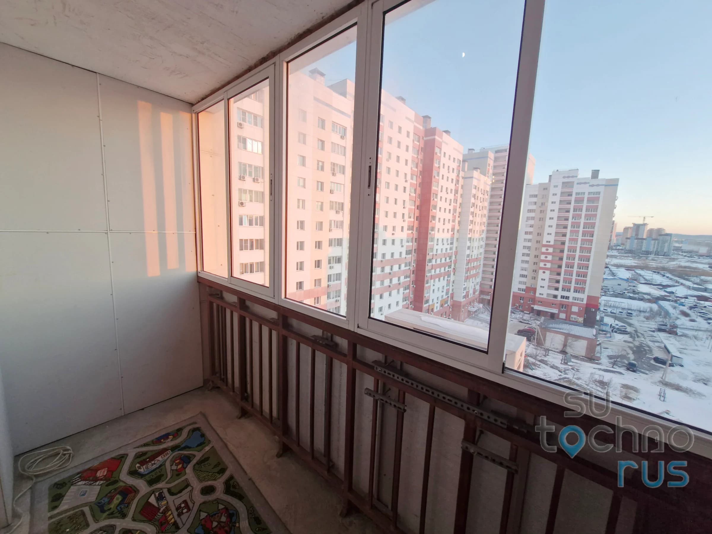 Снять квартиру посуточно в Хабаровске у Броско Молл (Павла Морозова 113) 0