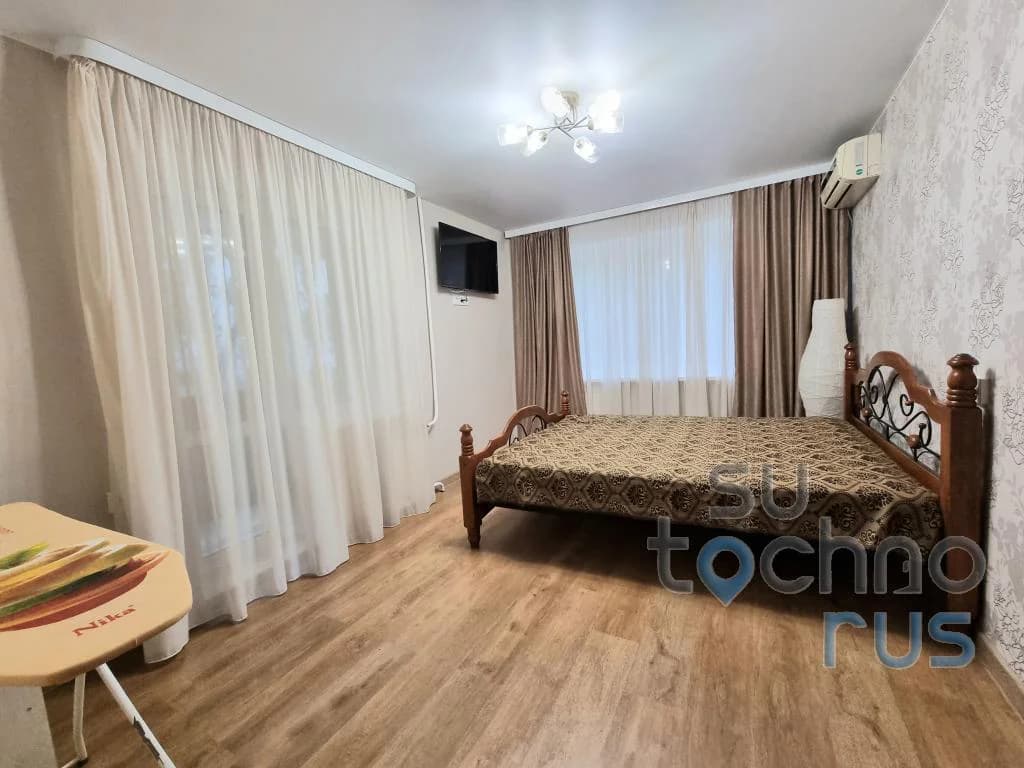 Снять квартиру на ночь в Хабаровске рядом с ЖД вокзалом (Саратовский 8)