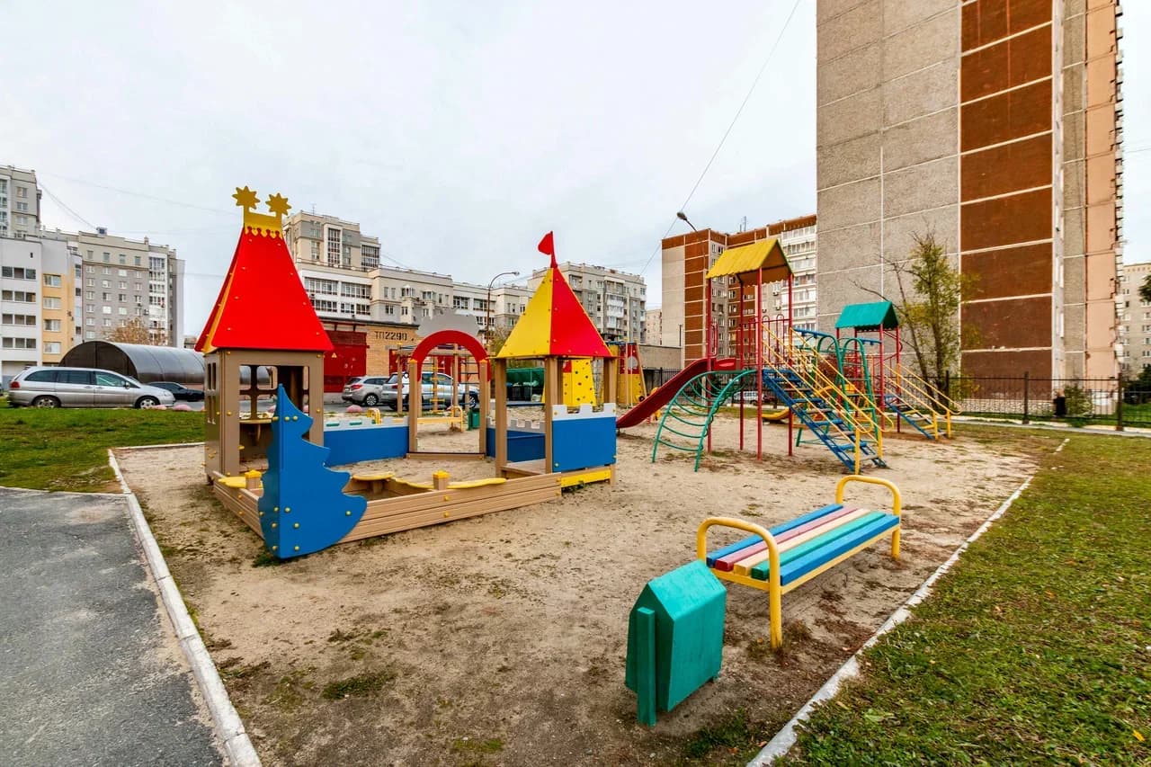 Снять квартиру-студию в Екатеринбурге, м. Чкаловская, Южный Автовокзал Посуточно 1