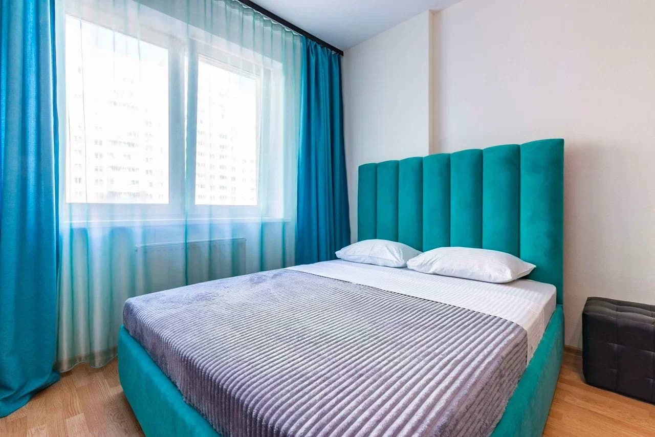 Снять 3-комнатную квартиру в Екатеринбурге у метро Чкаловская посуточно 3