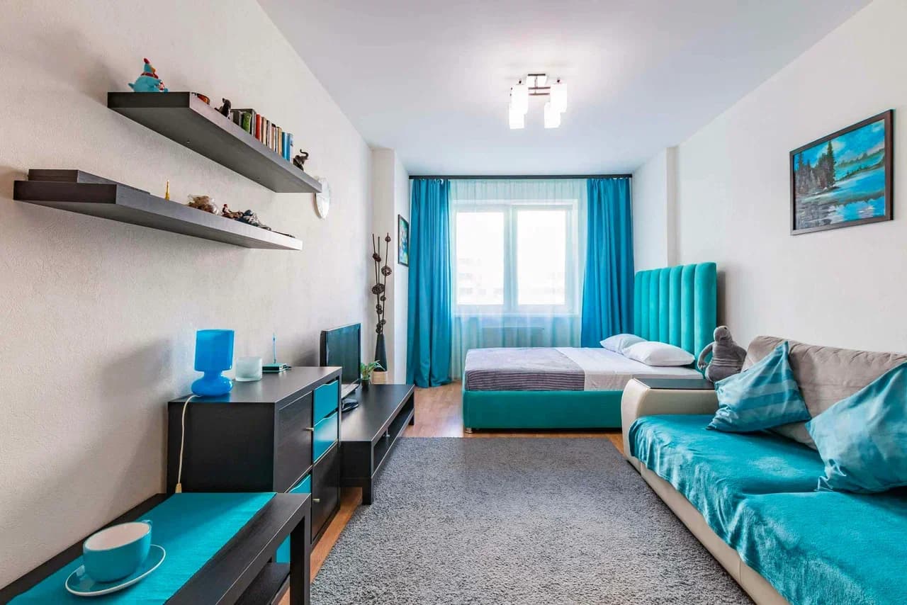 Снять 3-комнатную квартиру в Екатеринбурге у метро Чкаловская посуточно