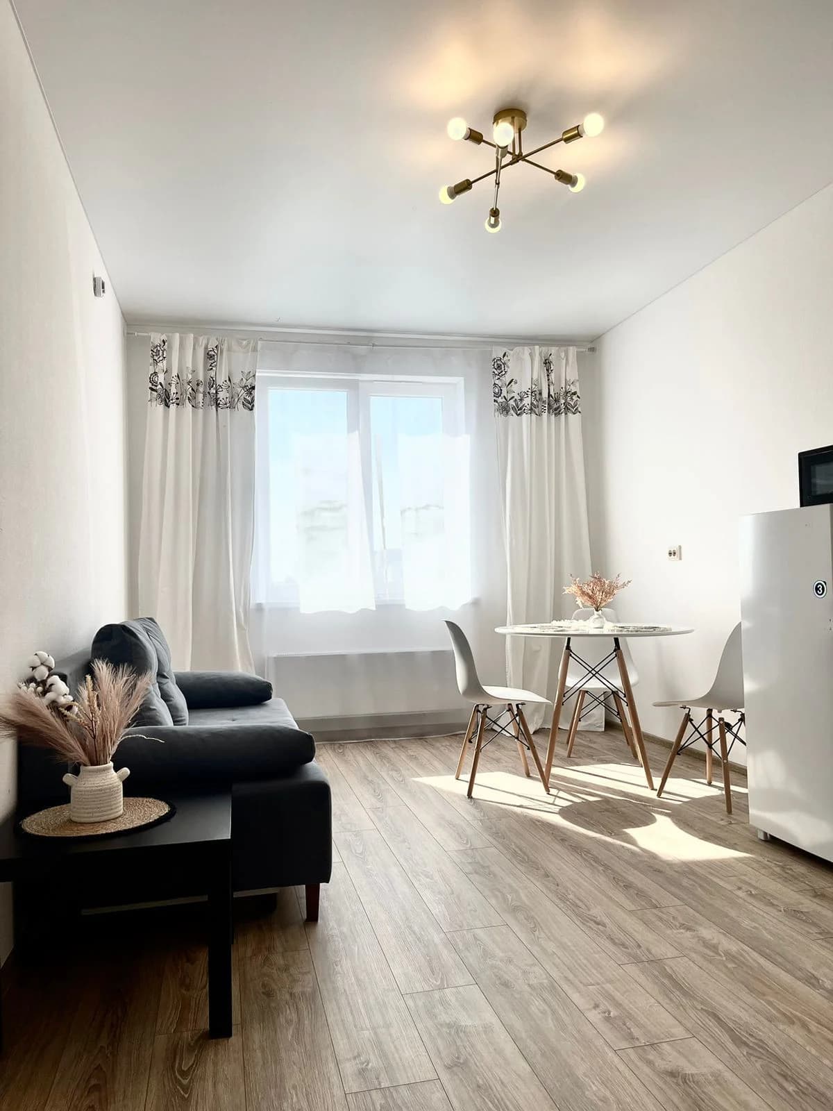 Аренда 2-к квартиры в Екатеринбурге, мкр. Академический, ул. Краснолесья Посуточно