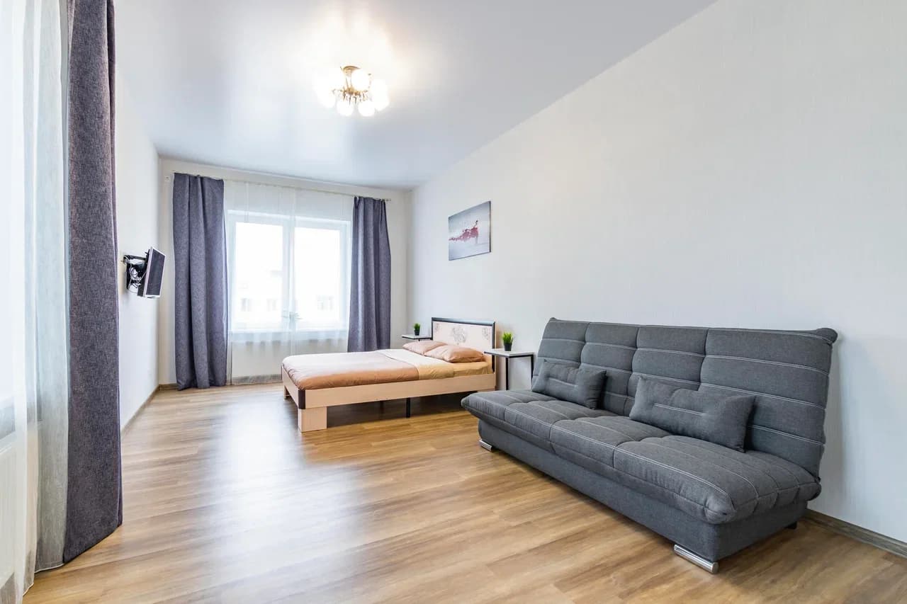 Снять 2-к квартиру в Екатеринбурге, мкр. Широкая Речка, переулок Широкий Посуточно