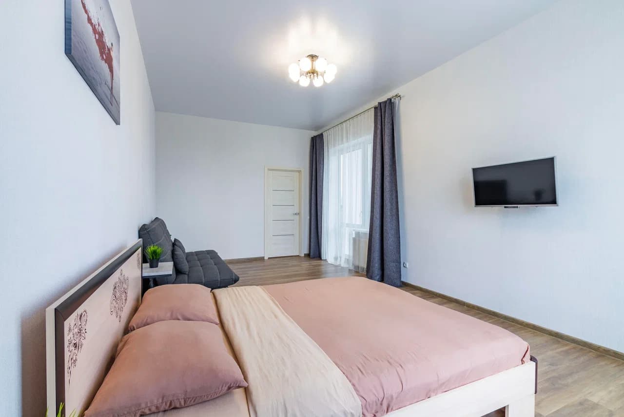 Снять 2-к квартиру в Екатеринбурге, мкр. Широкая Речка, переулок Широкий Посуточно 2