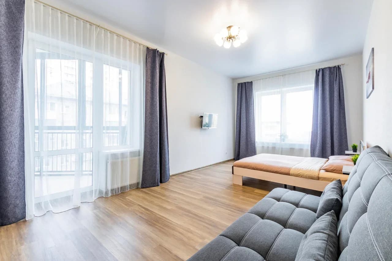 Снять 2-к квартиру в Екатеринбурге, мкр. Широкая Речка, переулок Широкий Посуточно 3