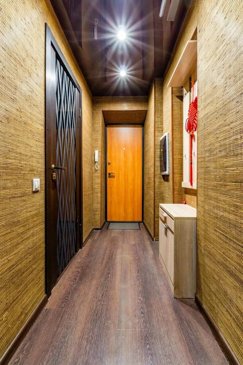 Аренда 2-к квартиры в Екатеринбурге, Центр, ул. Короленко 10 Посуточно 0