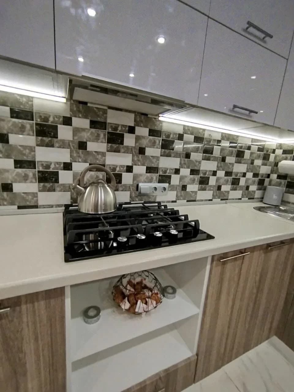 Снять квартиру посуточно в Севастополе у Херсонеса (ул Ерошенко 9) 3