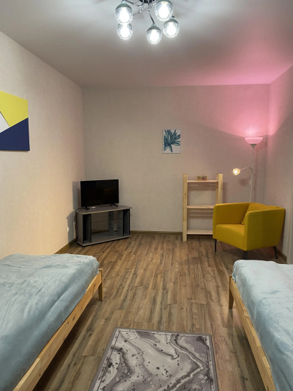 снять посуточно Двухкомнатнаю  квартиру на школе Мвд 2