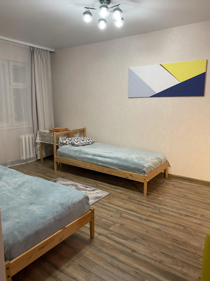 снять посуточно Двухкомнатнаю  квартиру на школе Мвд 3