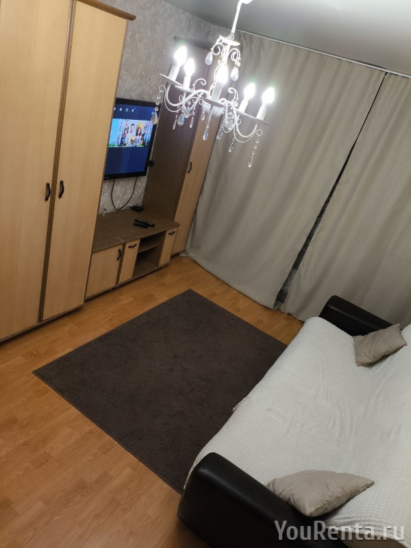 Снять квартиру на сутки у Радуга Парк 5