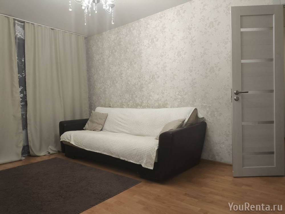 Снять квартиру на сутки у Радуга Парк 16