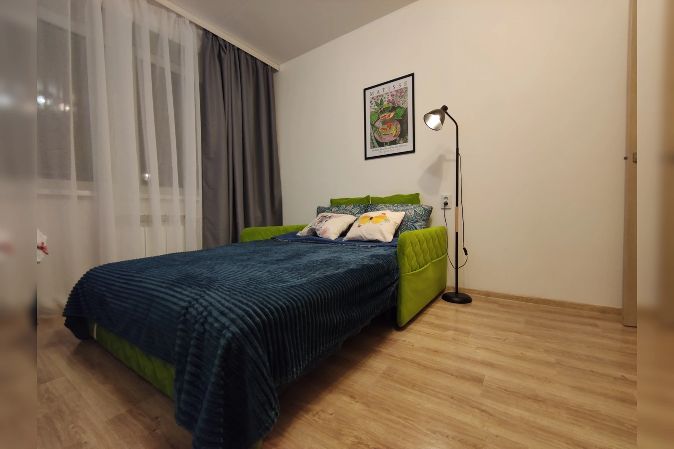 Снять студию посуточно в Ярославле — современный ЖК «Московский квартал». 7