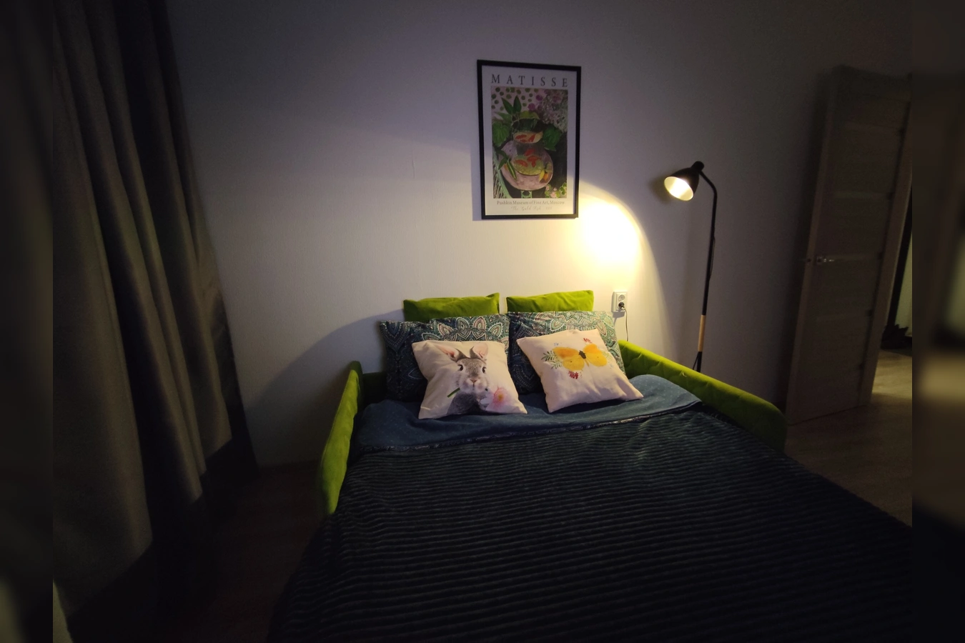 Снять студию посуточно в Ярославле — современный ЖК «Московский квартал». 9