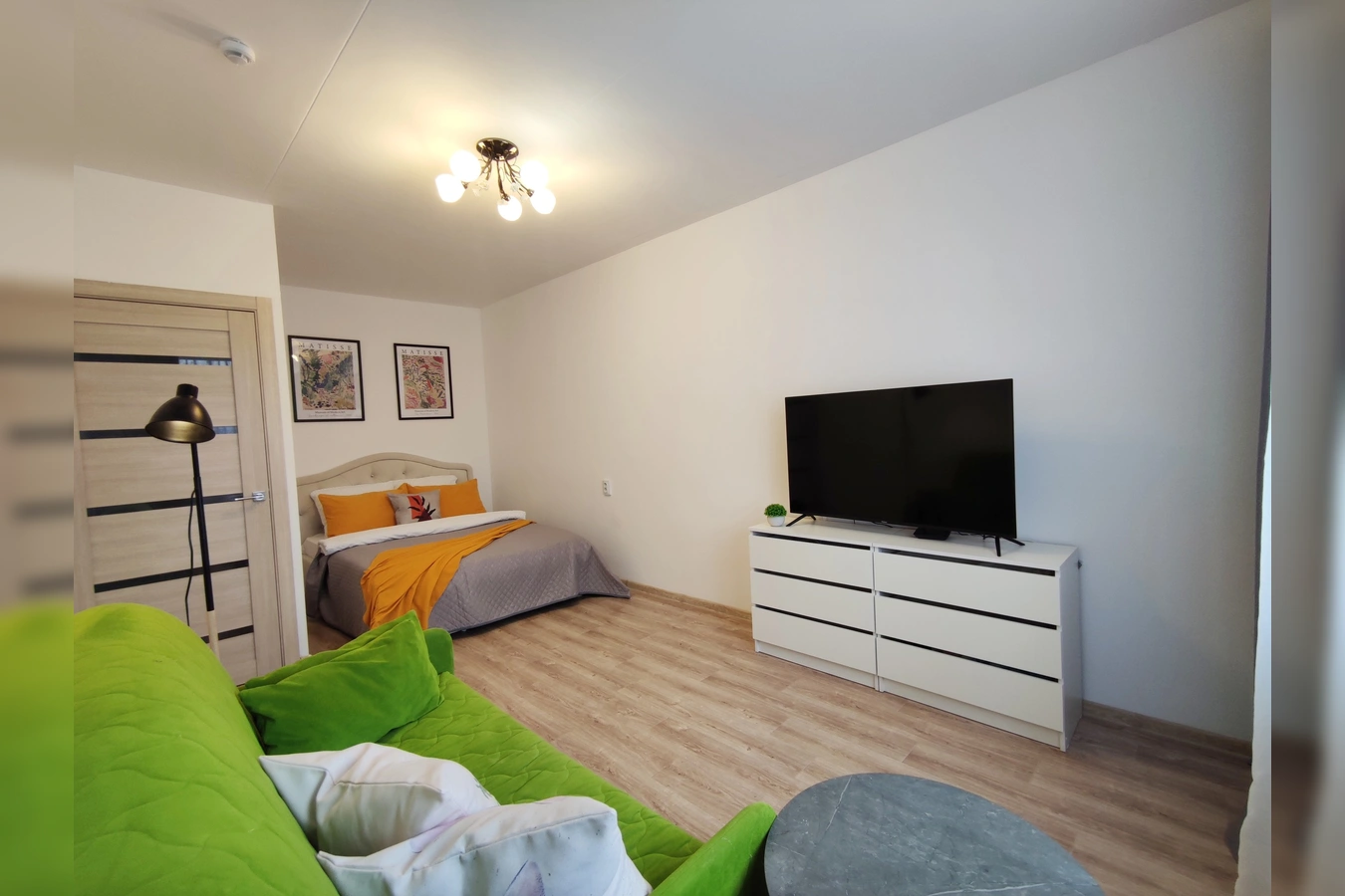 Снять студию посуточно в Ярославле — современный ЖК «Московский квартал». 19