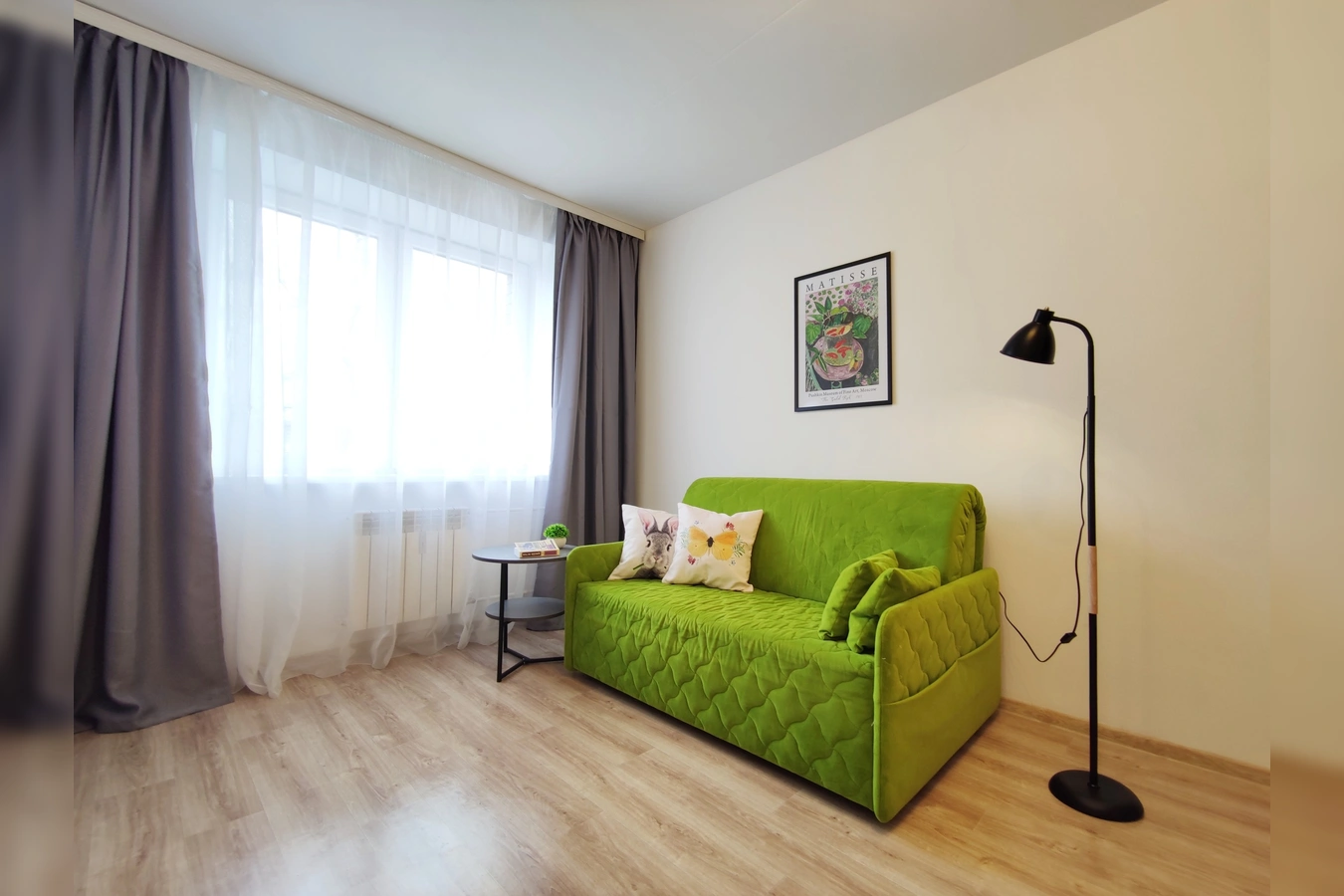 Снять студию посуточно в Ярославле — современный ЖК «Московский квартал». 22