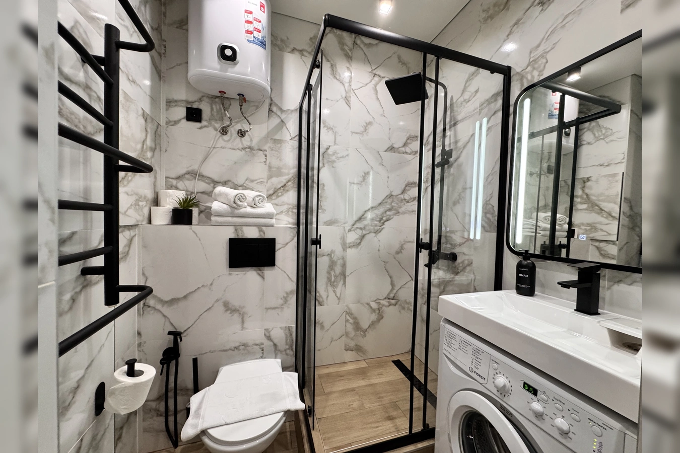 Снять на сутки квартиру в  ЖК бизнес-класса "Сердце Ярославля" 7