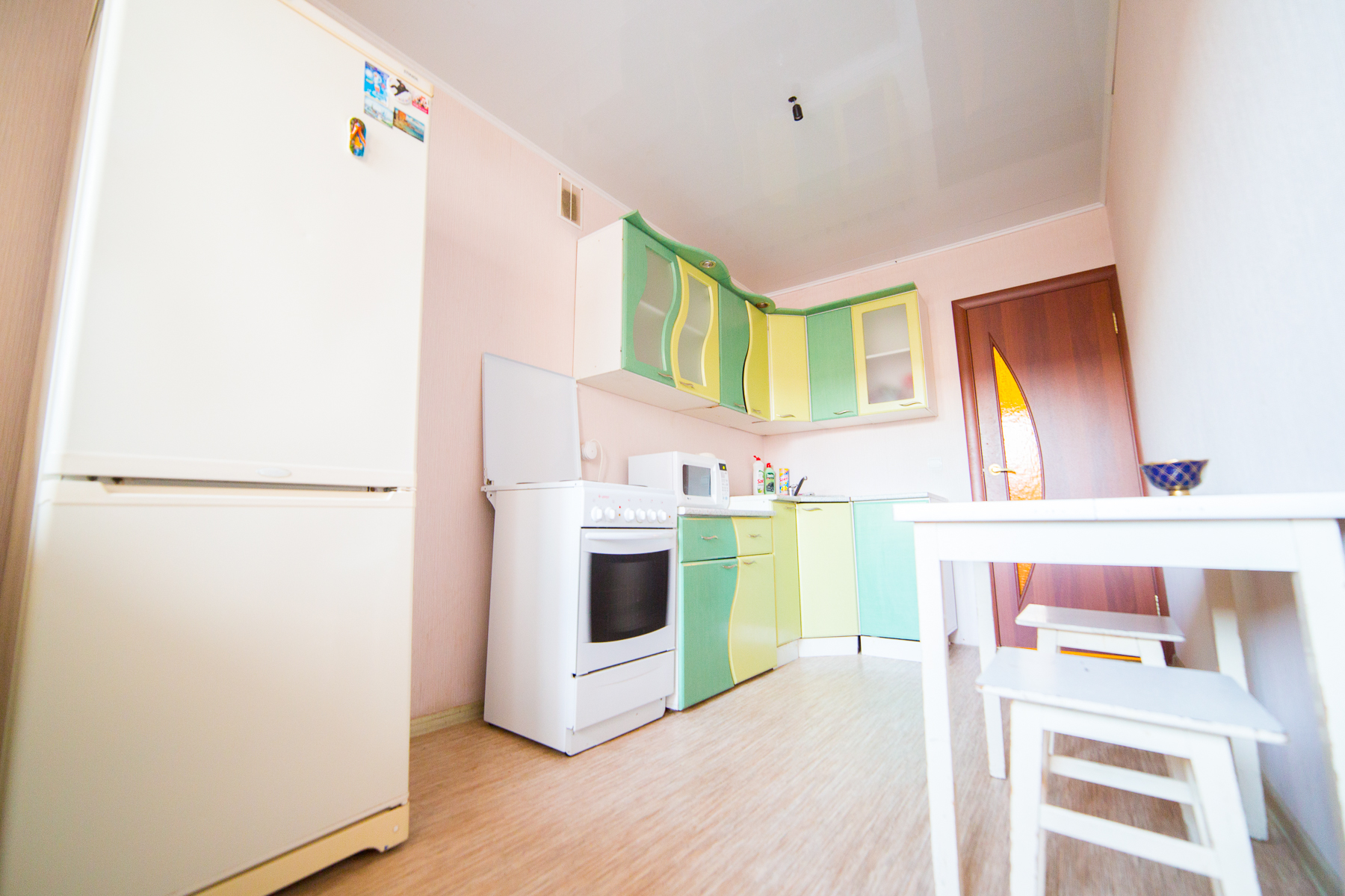 Снять квартиру посуточно на Спортивной 8