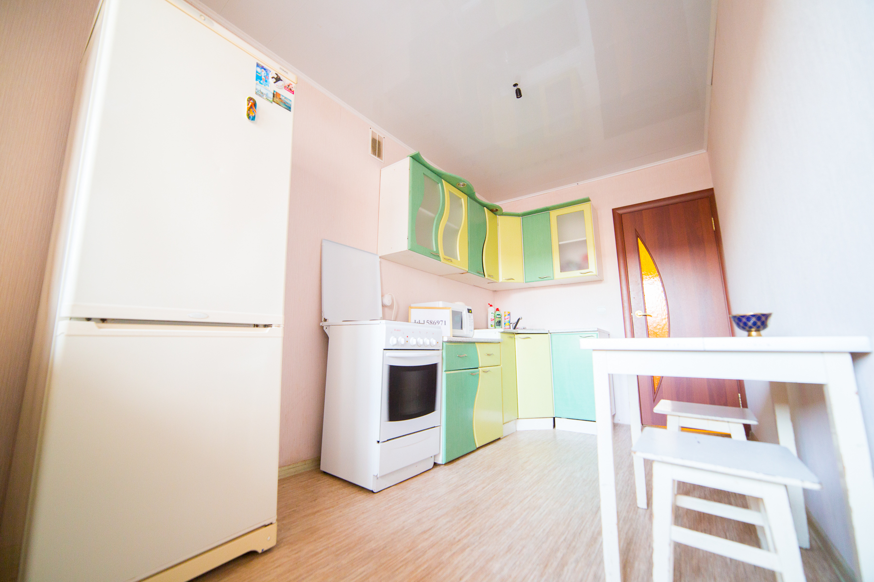 Снять квартиру посуточно на Спортивной 10