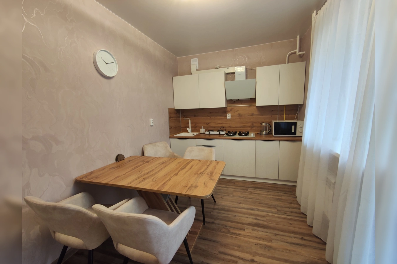 Снять квартиру посуточно в ЖК Галимов Ярославль (1-я Веткинская ул., 3) 9