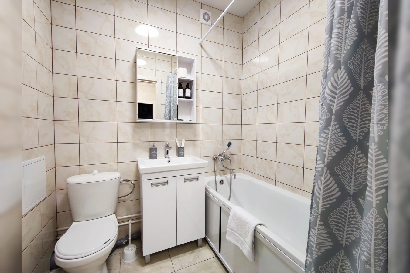 Снять квартиру посуточно в ЖК Галимов Ярославль (1-я Веткинская ул., 3) 16