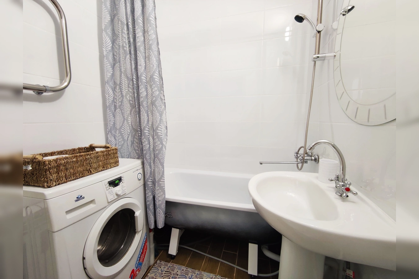 Снять квартиру посуточно у Московского вокзала (проспект Фрунзе, 14) 13