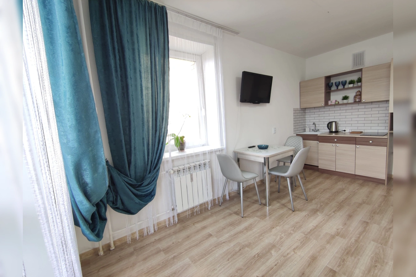 Снять квартиру посуточно у Московского вокзала (проспект Фрунзе, 14) 17