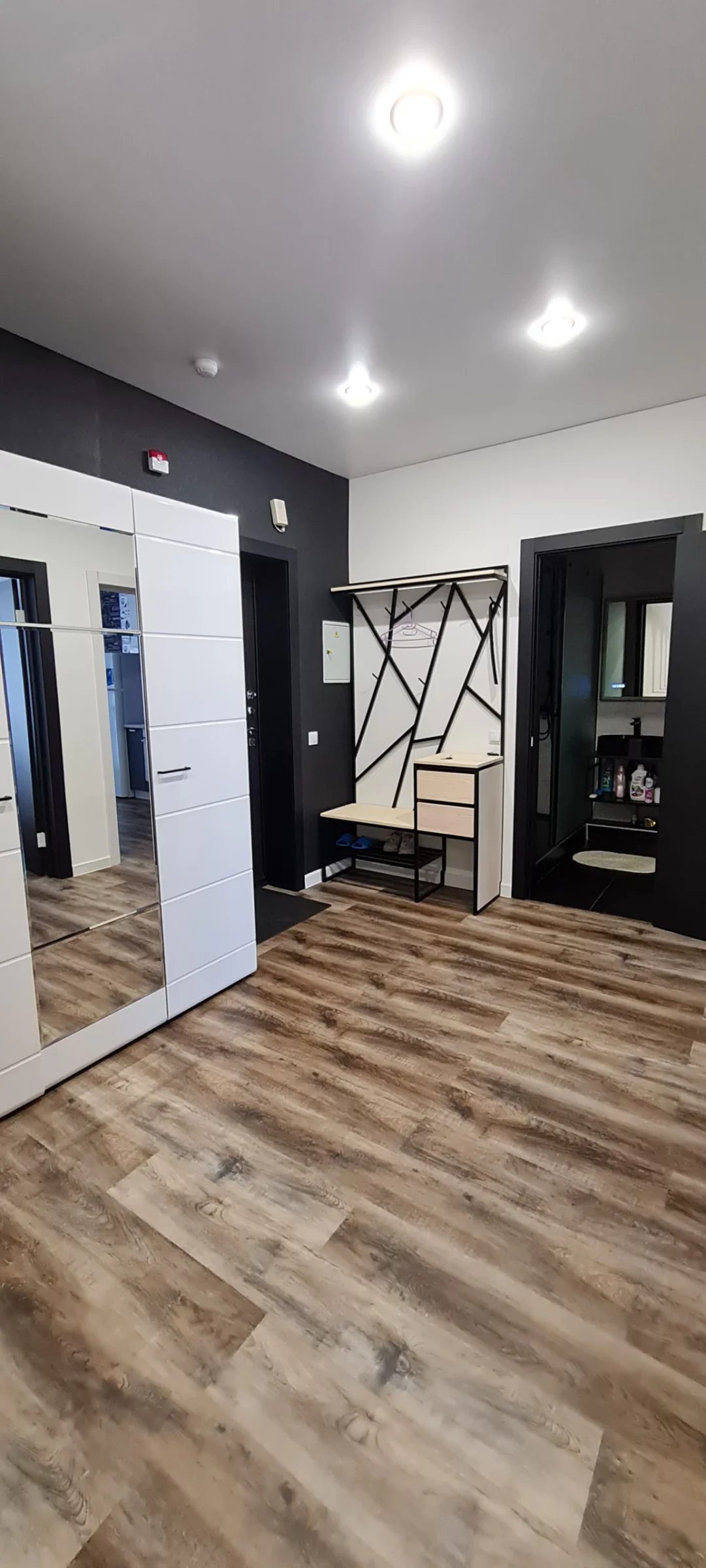 Снять квартиру посуточно на ТРЦ Планета, Аквапарк 4