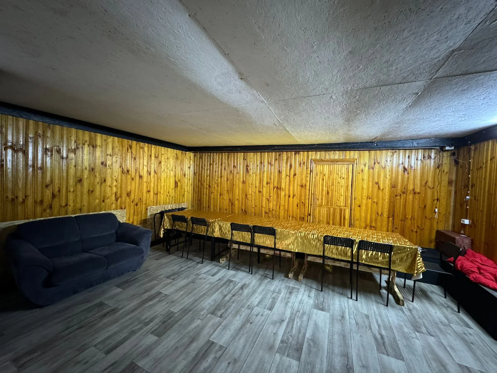 Снять гостевой дом в черте города Черниковка с сауной и бильярдом Посуточно