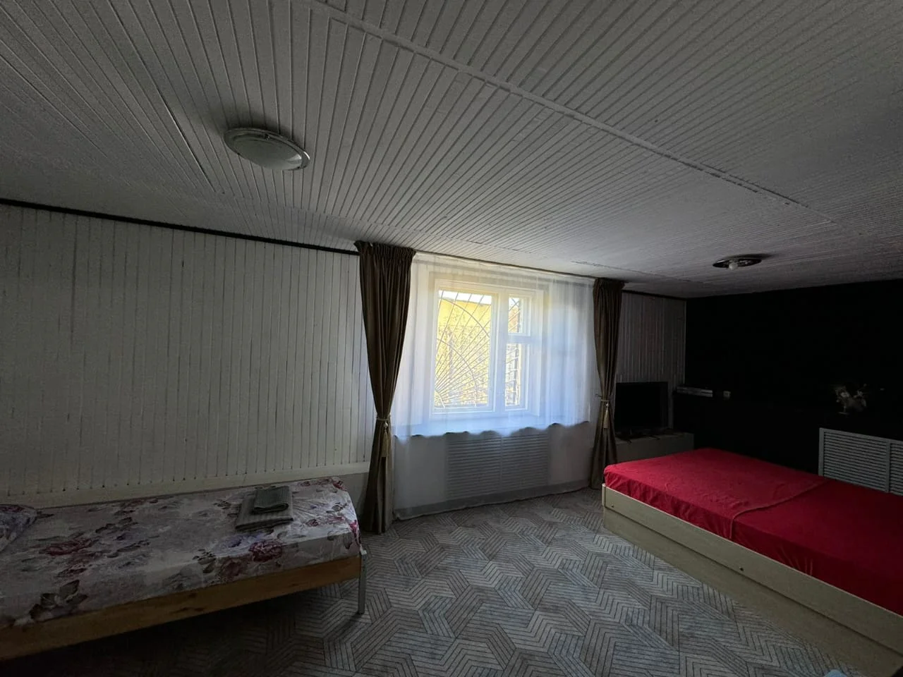 Снять гостевой дом в черте города Черниковка с сауной и бильярдом Посуточно 8