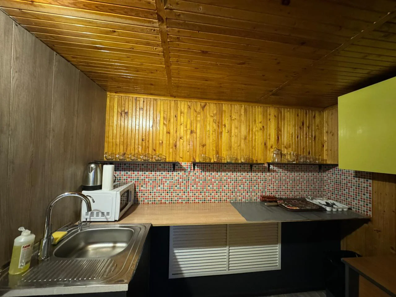 Снять гостевой дом в черте города Черниковка с сауной и бильярдом Посуточно 9