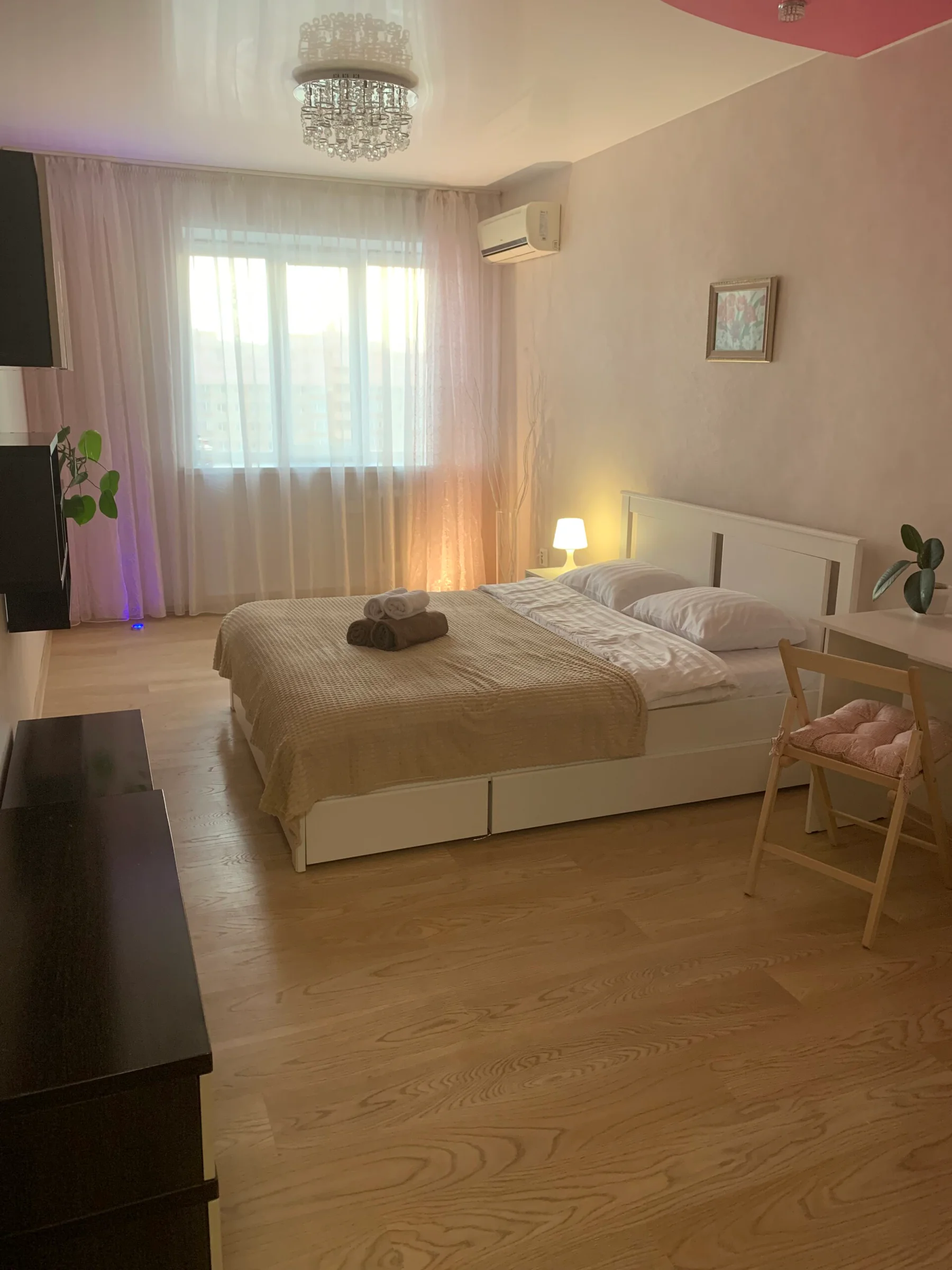 Снять двухкомнатную смарт-квартиру в Уфе с джакузи Посуточно 28