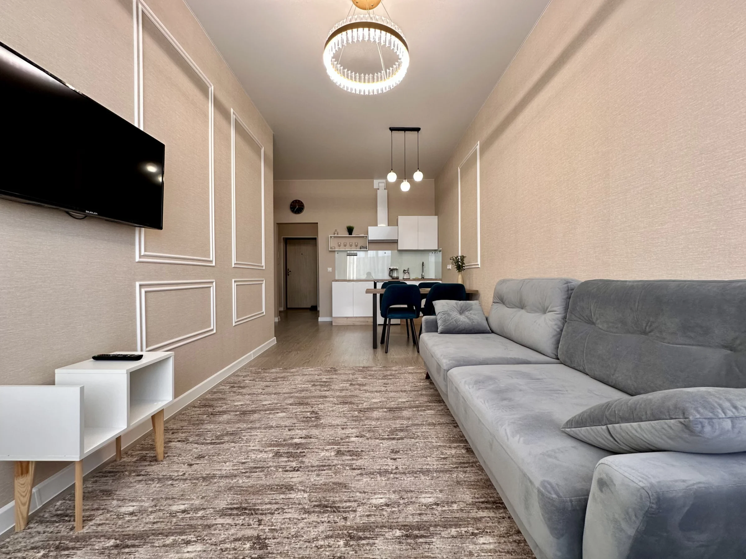 Снять стильную студию в центре Уфы у Арт-КВАДРАТа посуточно 12