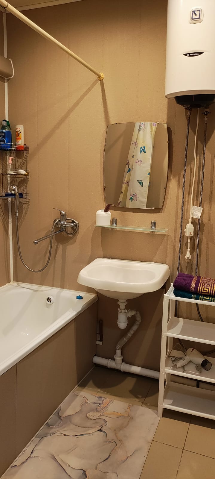 1 к. кв На набережной 71 Сипайлово 5