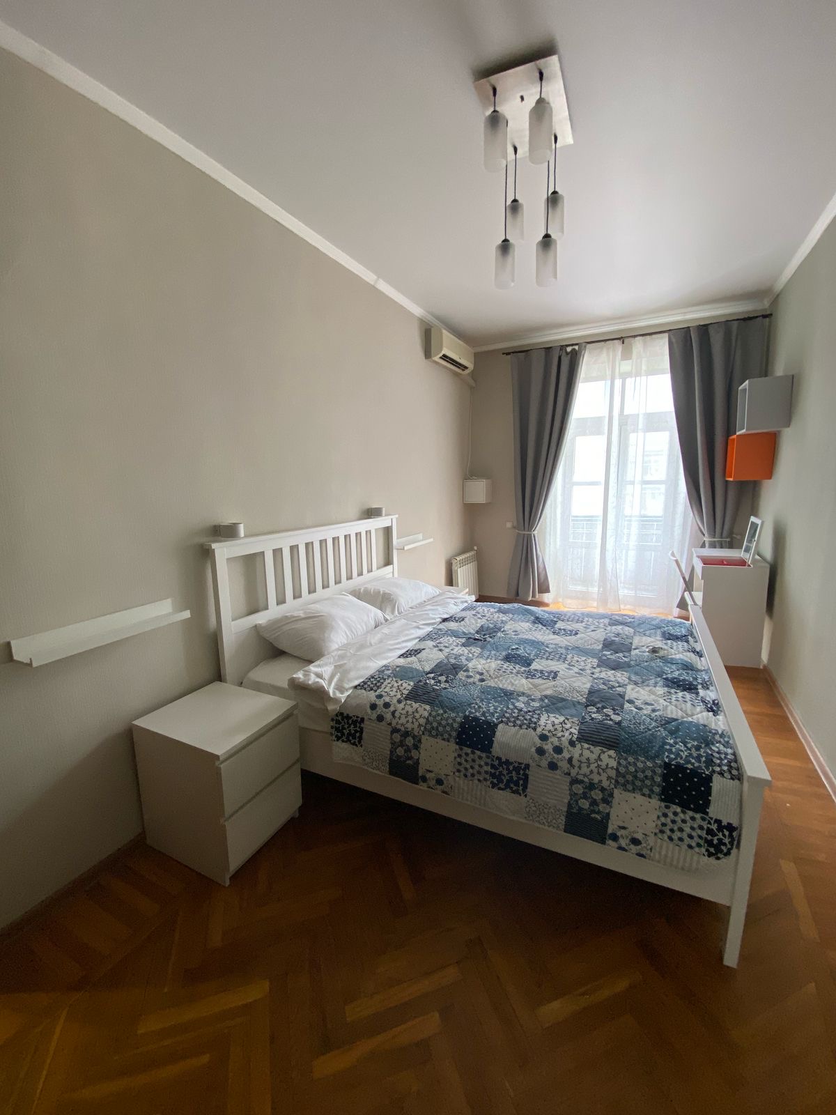 Снять евротрешку в историческом центре Уфы посуточно (Достоевского 68) 5