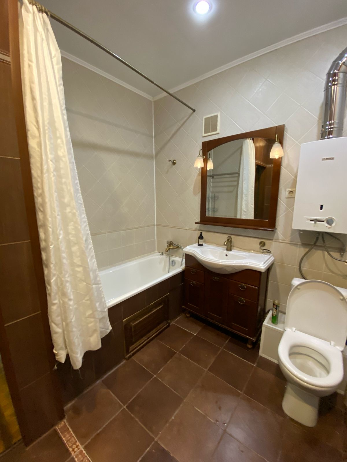 Снять евротрешку в историческом центре Уфы посуточно (Достоевского 68) 7