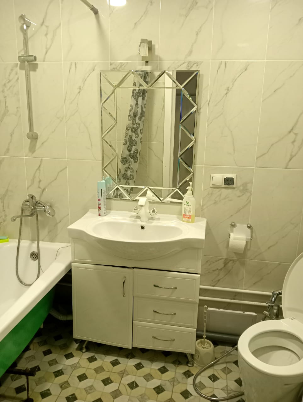 Квартира посуточно в Дёме 6