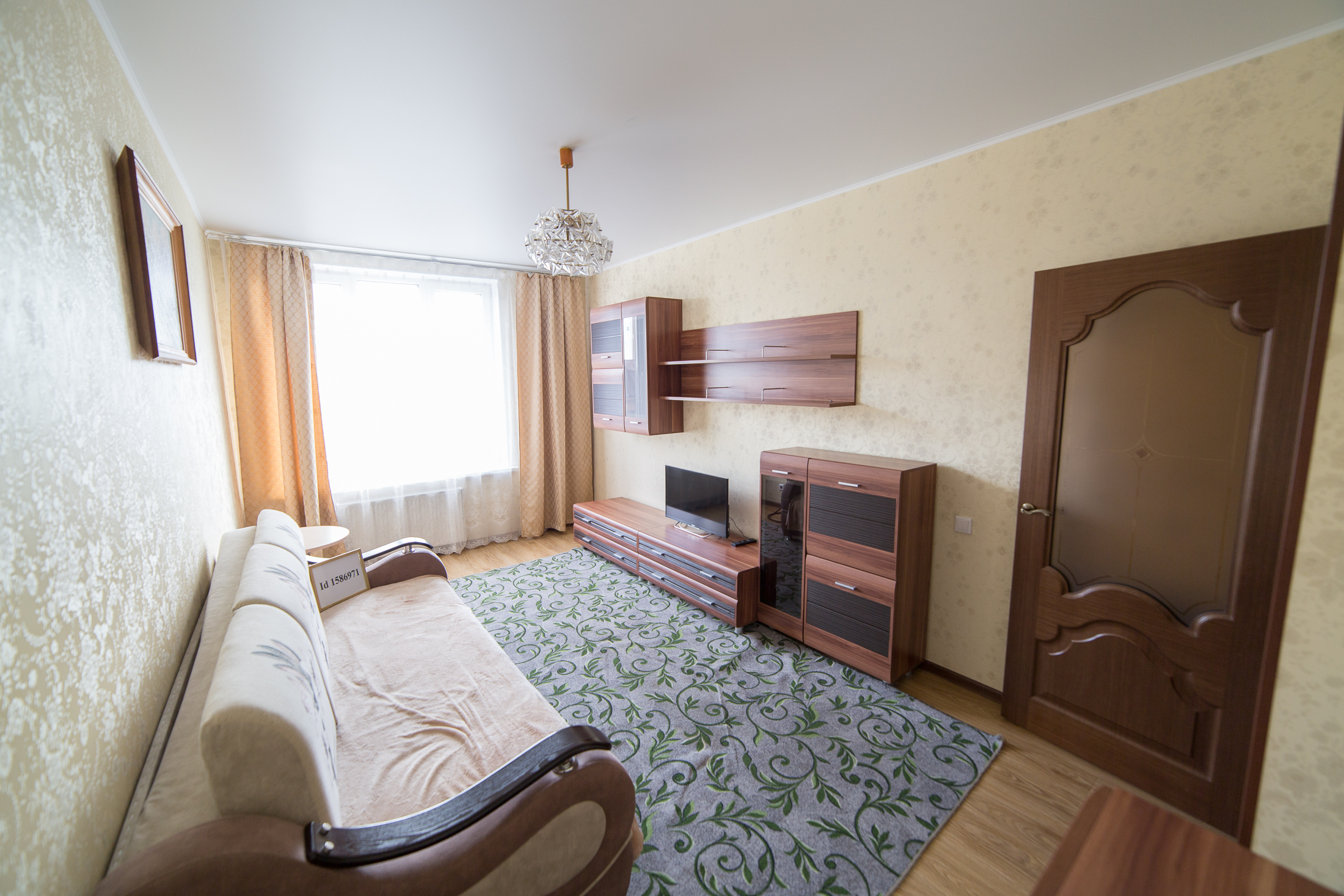 Снять квартиру посуточно на Фирма мир 2